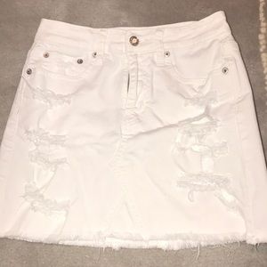 American eagle white jean skirt